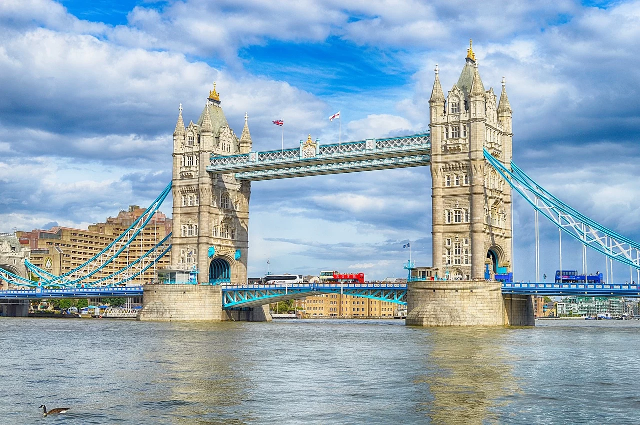 Budget Travel Tips for Visiting London on a Tight Budget: How to Save Money and Explore