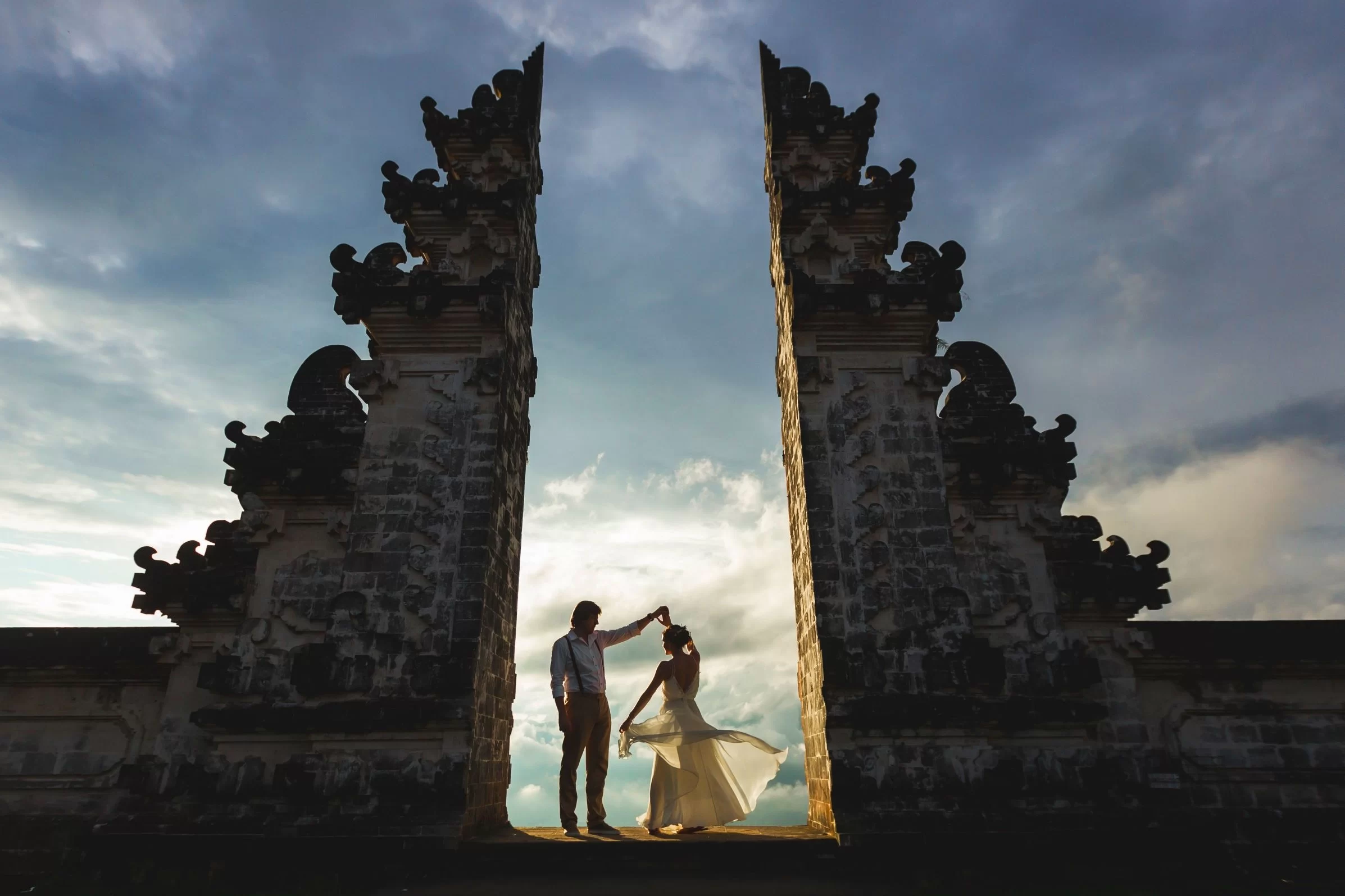 How to Plan a Destination Wedding Abroad: Your Ultimate Guide