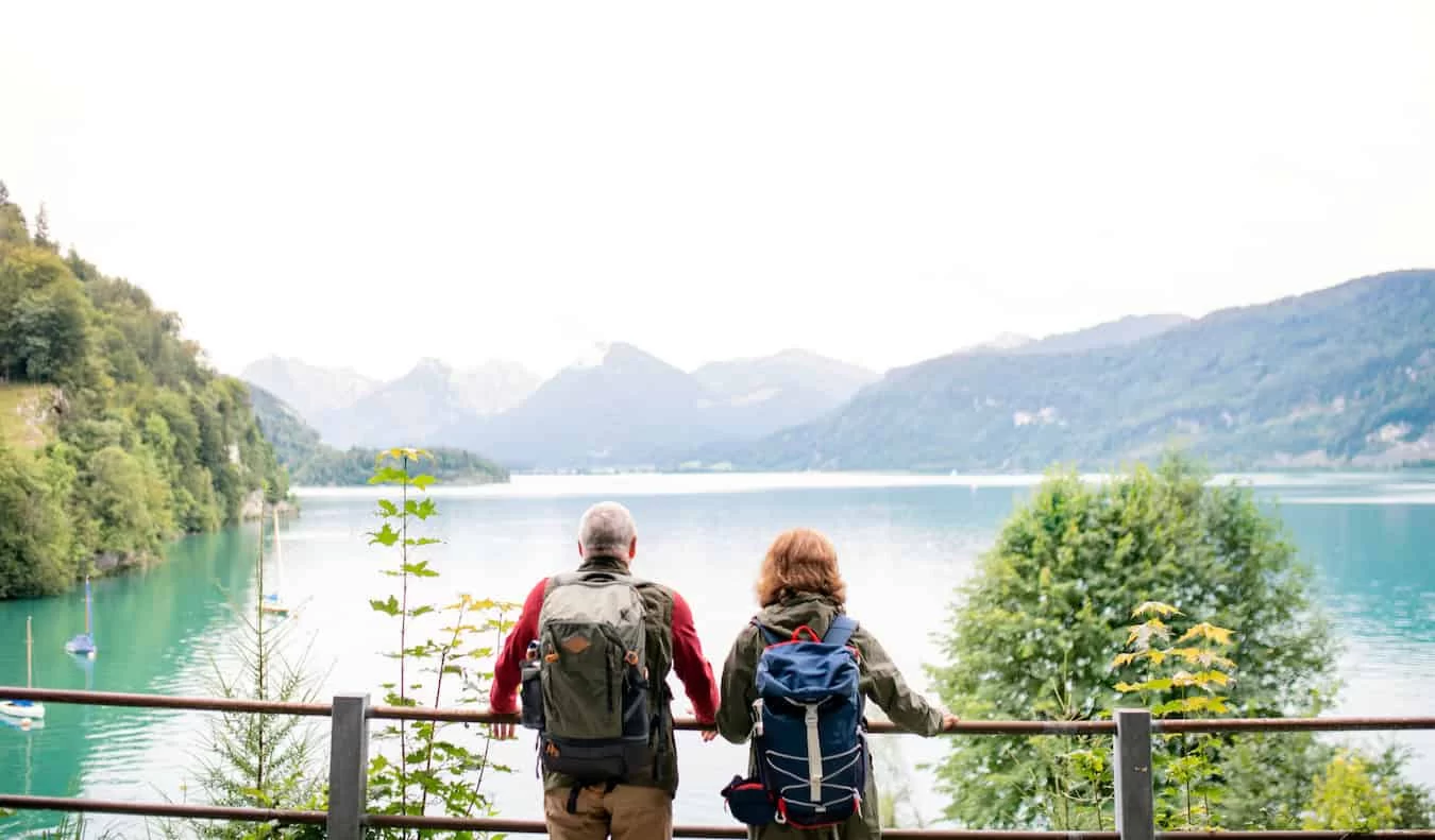 Tips for Traveling with Elderly Family Members: A Comprehensive Guide